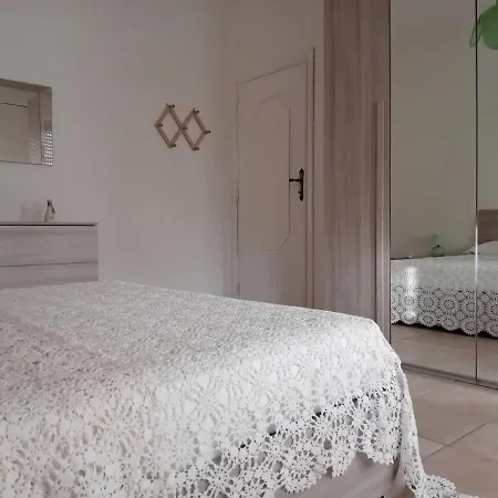 Semi-detached House, La Casa Di Marinico Holiday home