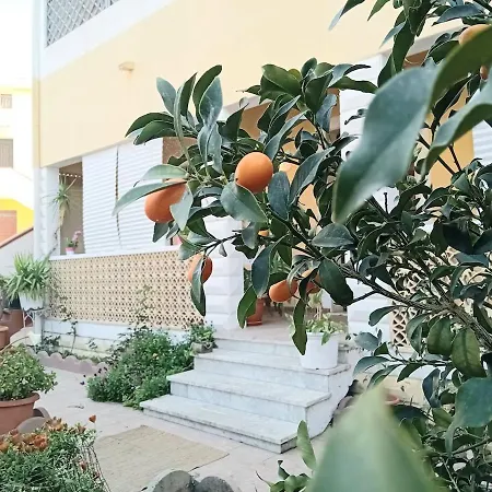 Semi-detached House, La Casa Di Marinico *