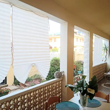Semi-detached House, La Casa Di Marinico *
