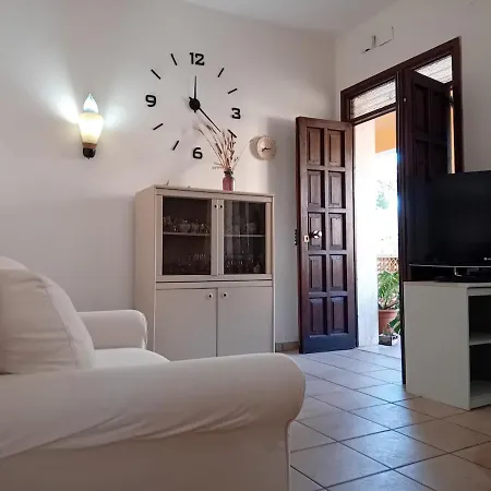 Semi-detached House, La Casa Di Marinico Holiday home *