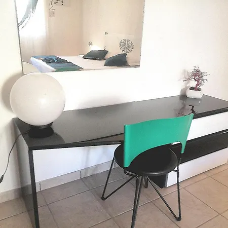 Semi-detached House, La Casa Di Marinico אלגהרו