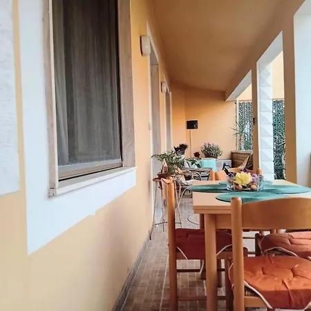 Semi-detached House, La Casa Di Marinico Сasa de vacaciones
